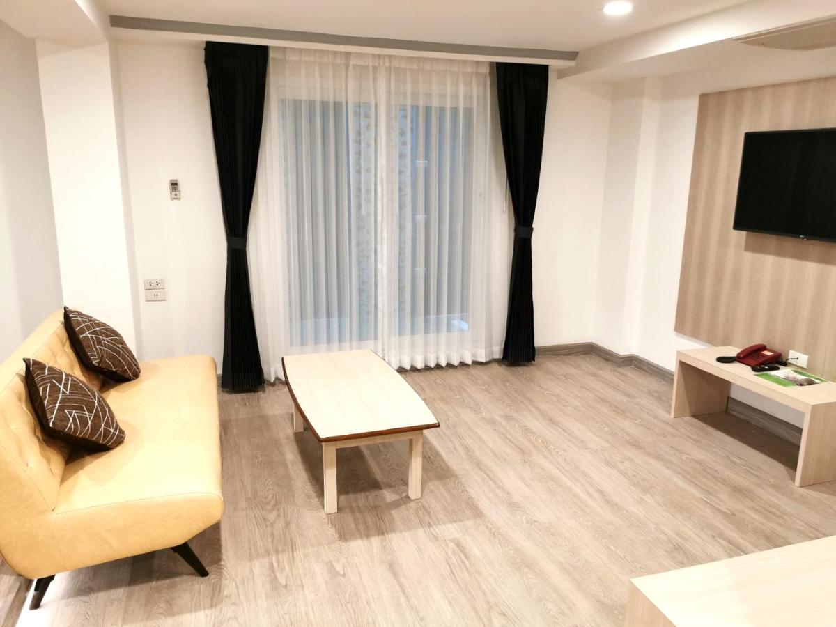 Sakol Hotel Hatjaj Kültér fotó