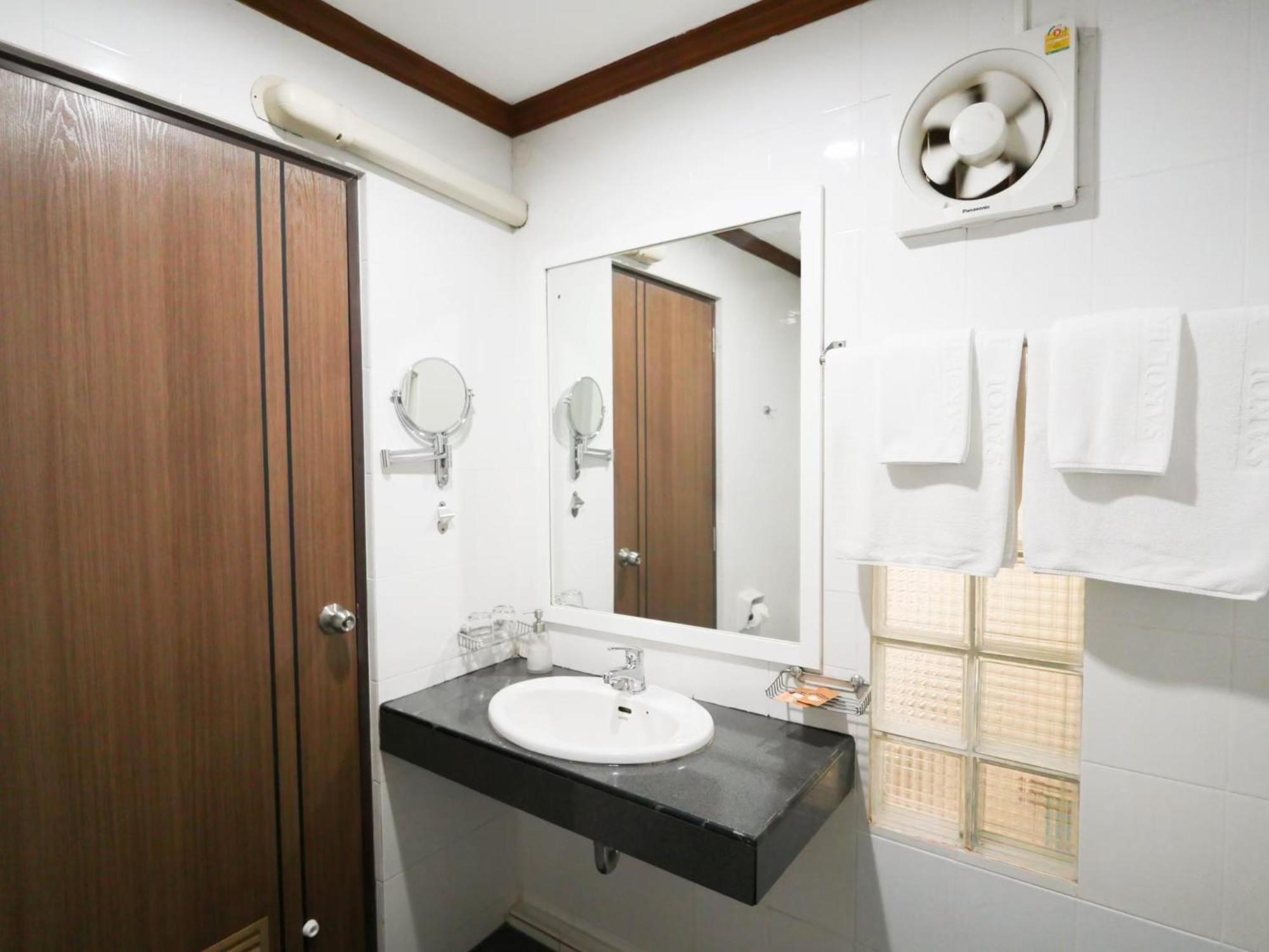 Sakol Hotel Hatjaj Kültér fotó