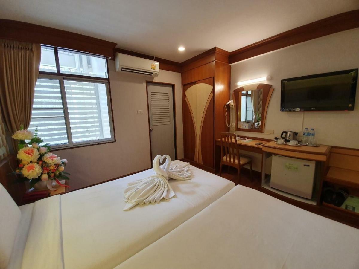 Sakol Hotel Hatjaj Kültér fotó