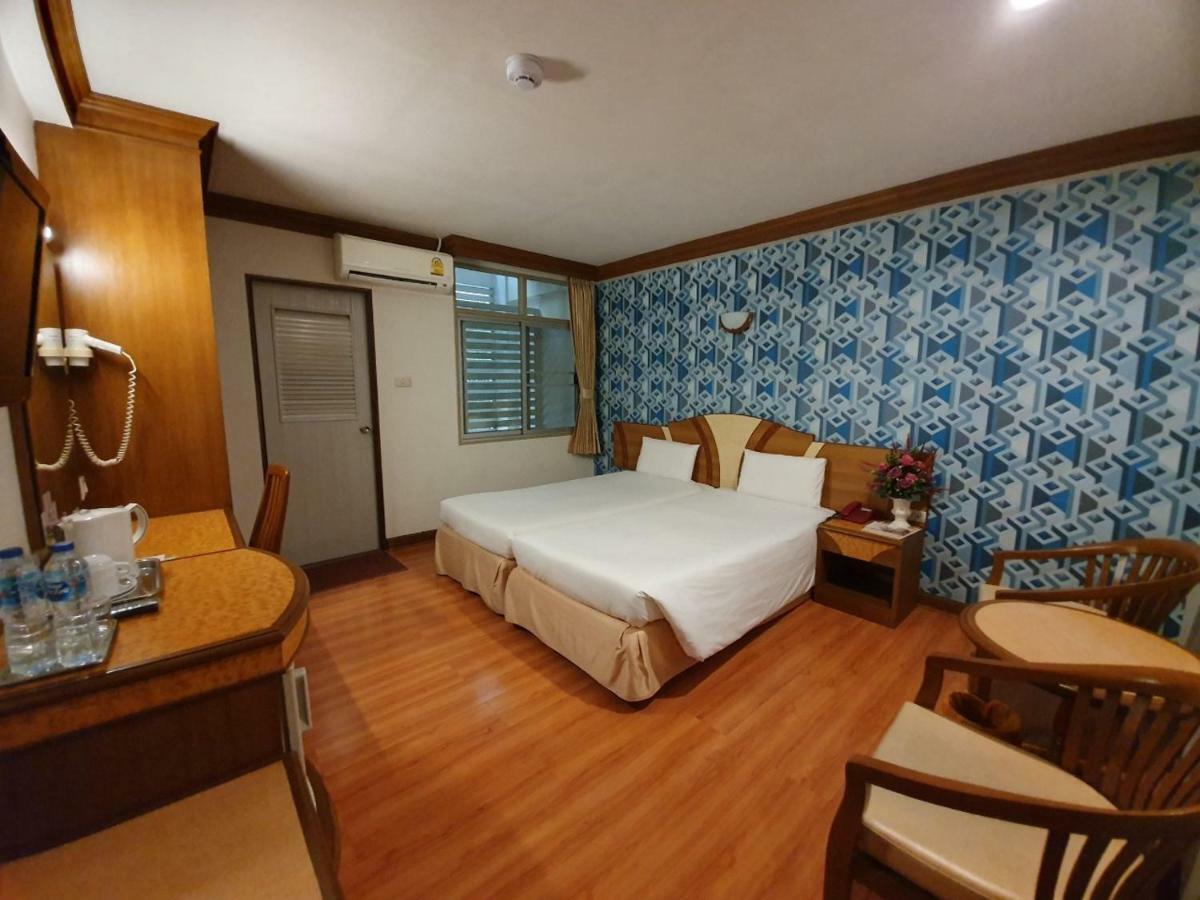 Sakol Hotel Hatjaj Kültér fotó